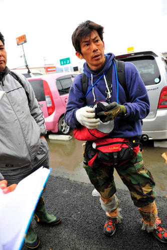 Hideaki Akaiwa spent three days searching for his wife and mother. Photo by Rick Westhead.